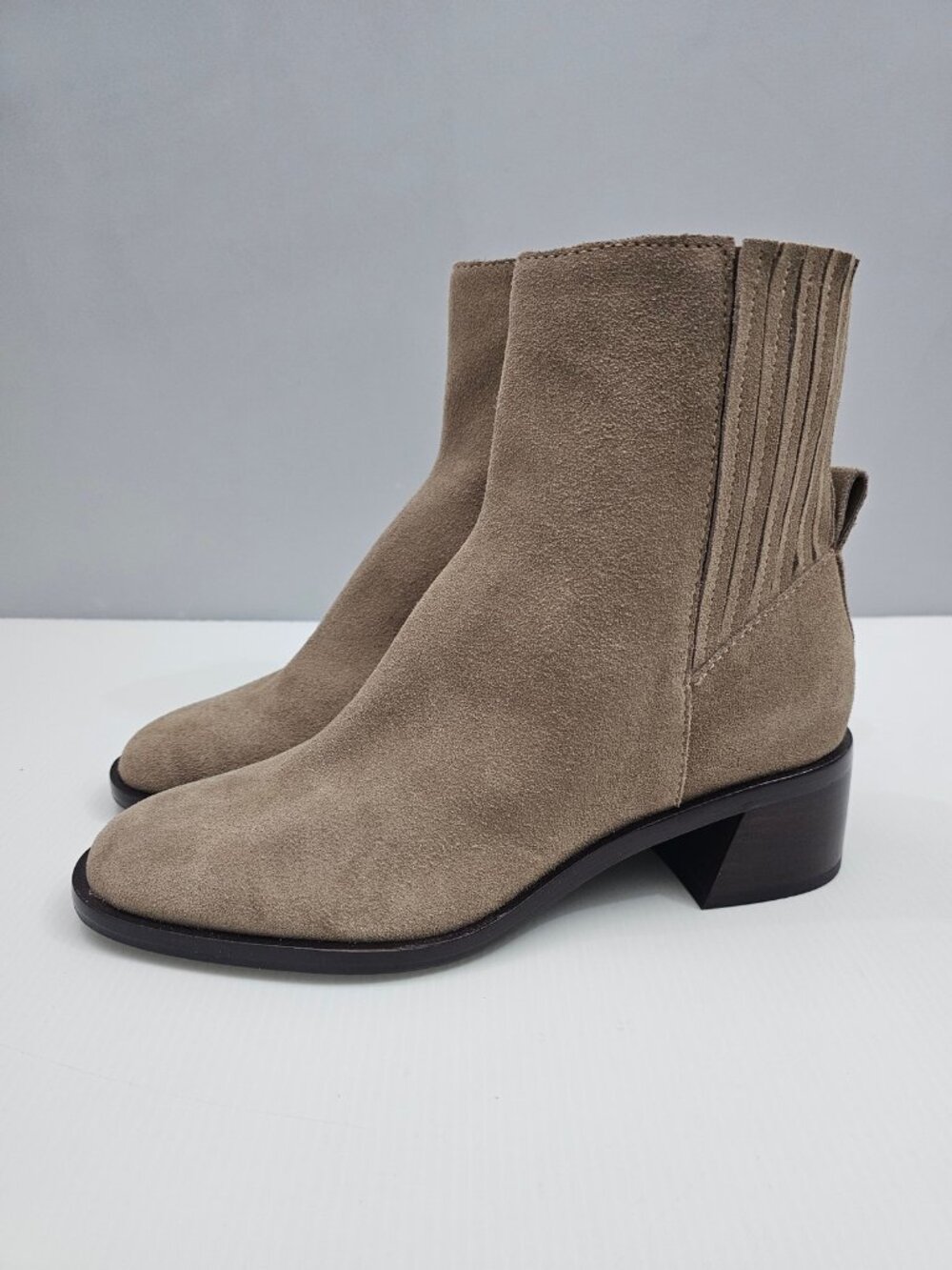 Dolce Vita Linny H20 Ankle Boot Womens 8 Truffle Brown Suede Waterproof Fall NEW
